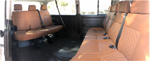 Volkswagen Caravella Minibus / 9 seats